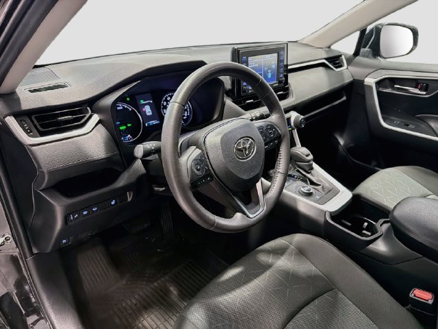 Certified 2022 Toyota RAV4 XLE w/ XLE Grade Weather Package AWD/4WD image 8