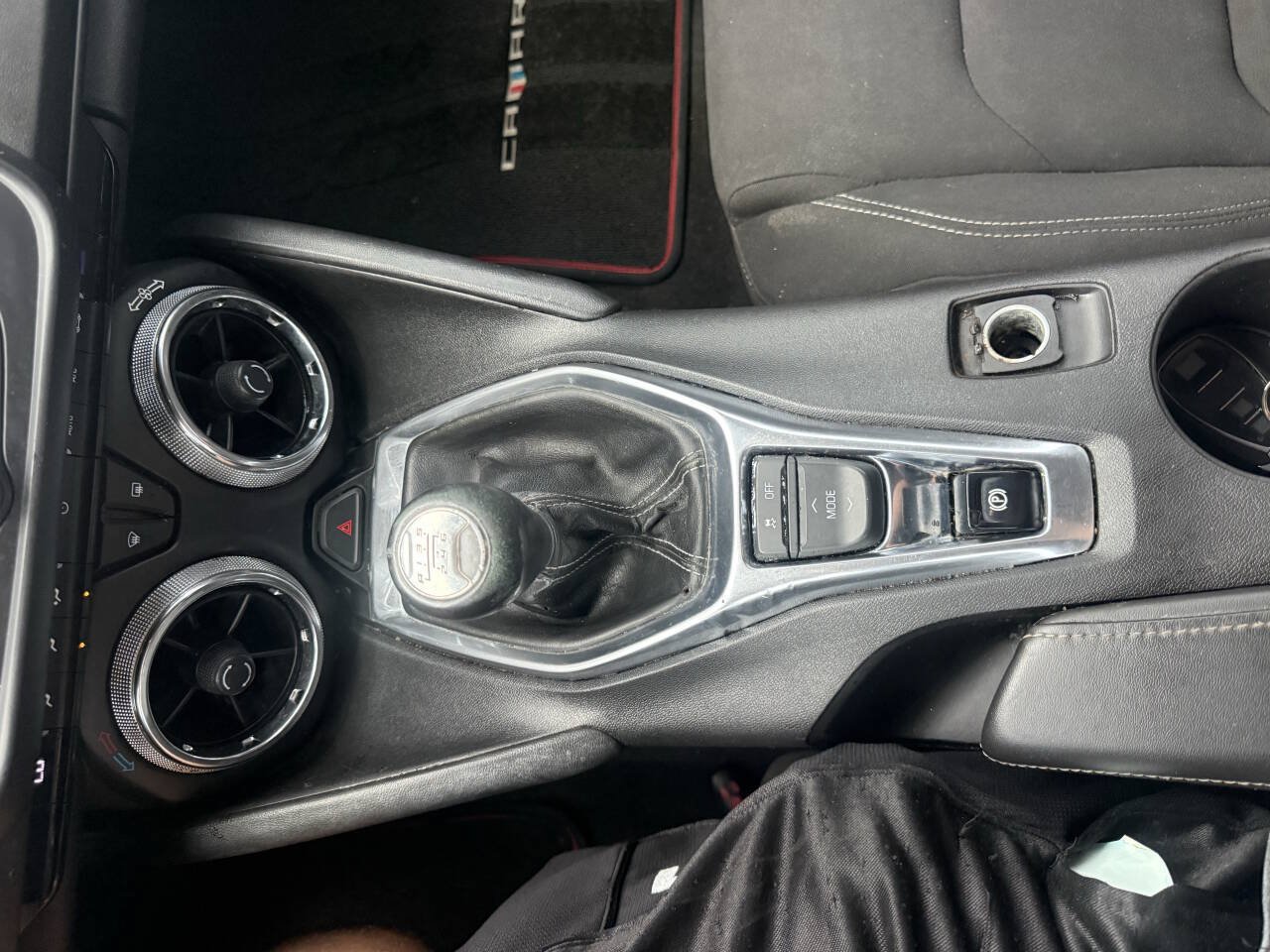 Used 2016 Chevrolet Camaro LT RWD image 22