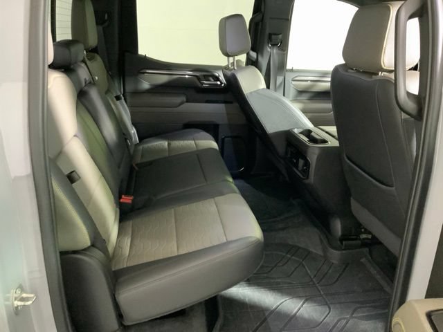 Used 2024 Chevrolet Silverado 1500 ZR2 w/ Technology Package AWD/4WD image 35