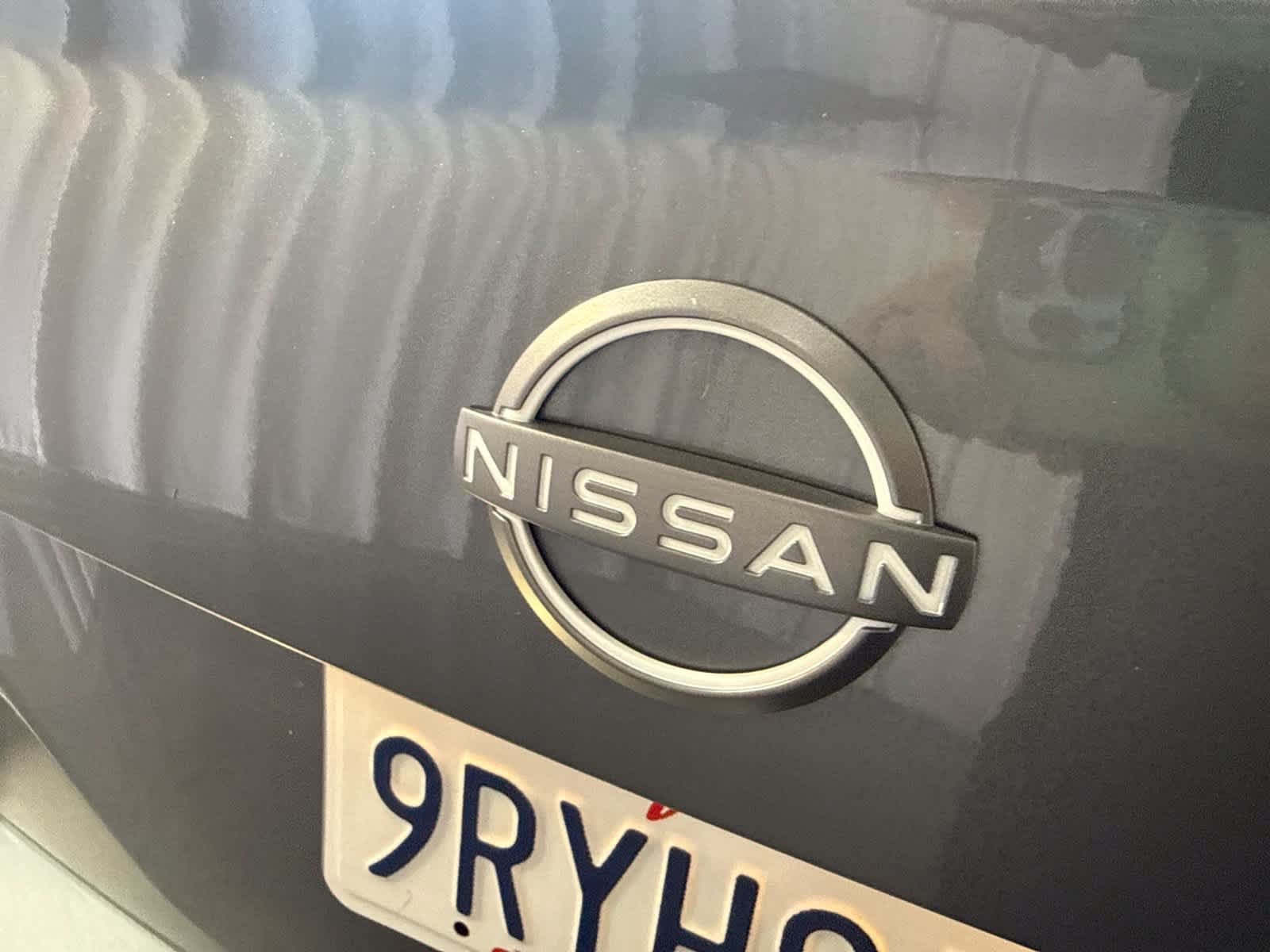 Used 2025 Nissan Versa SV FWD image 14