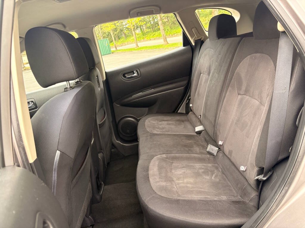 Used 2011 Nissan Rogue S AWD/4WD image 13