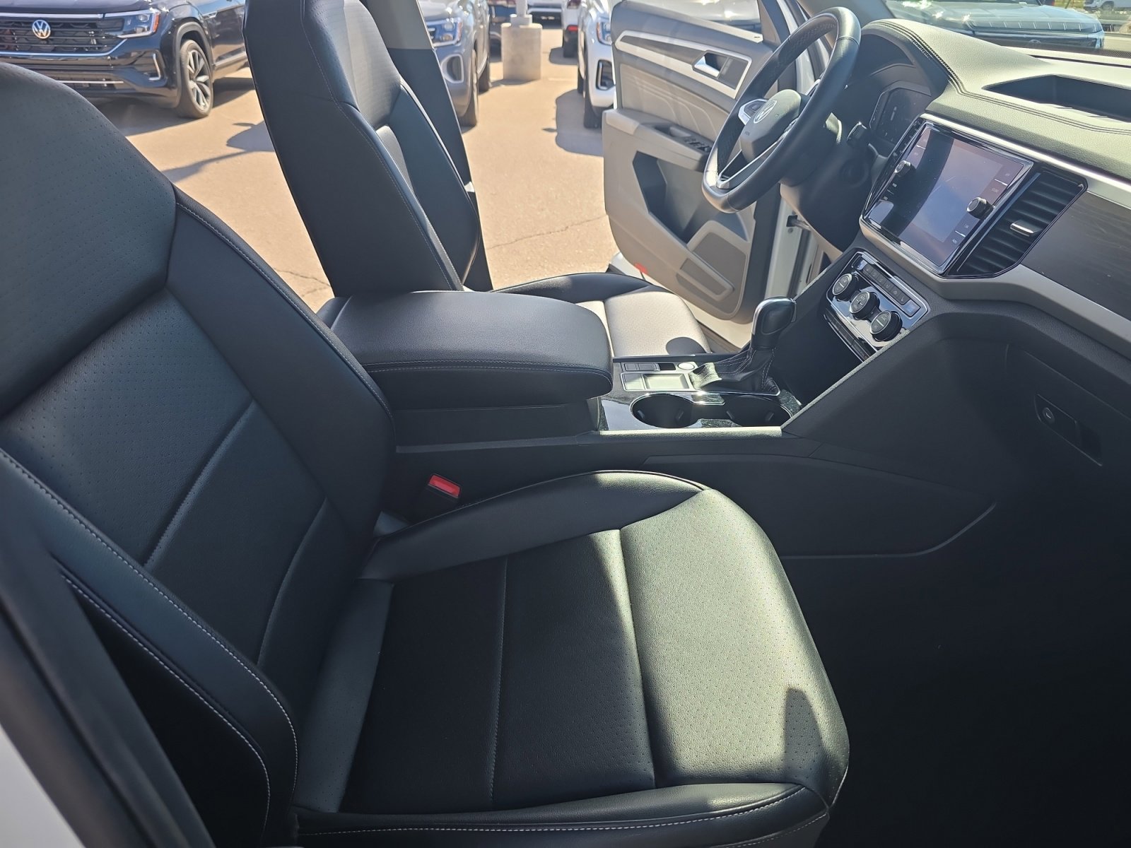 Used 2022 Volkswagen Atlas SE image 19