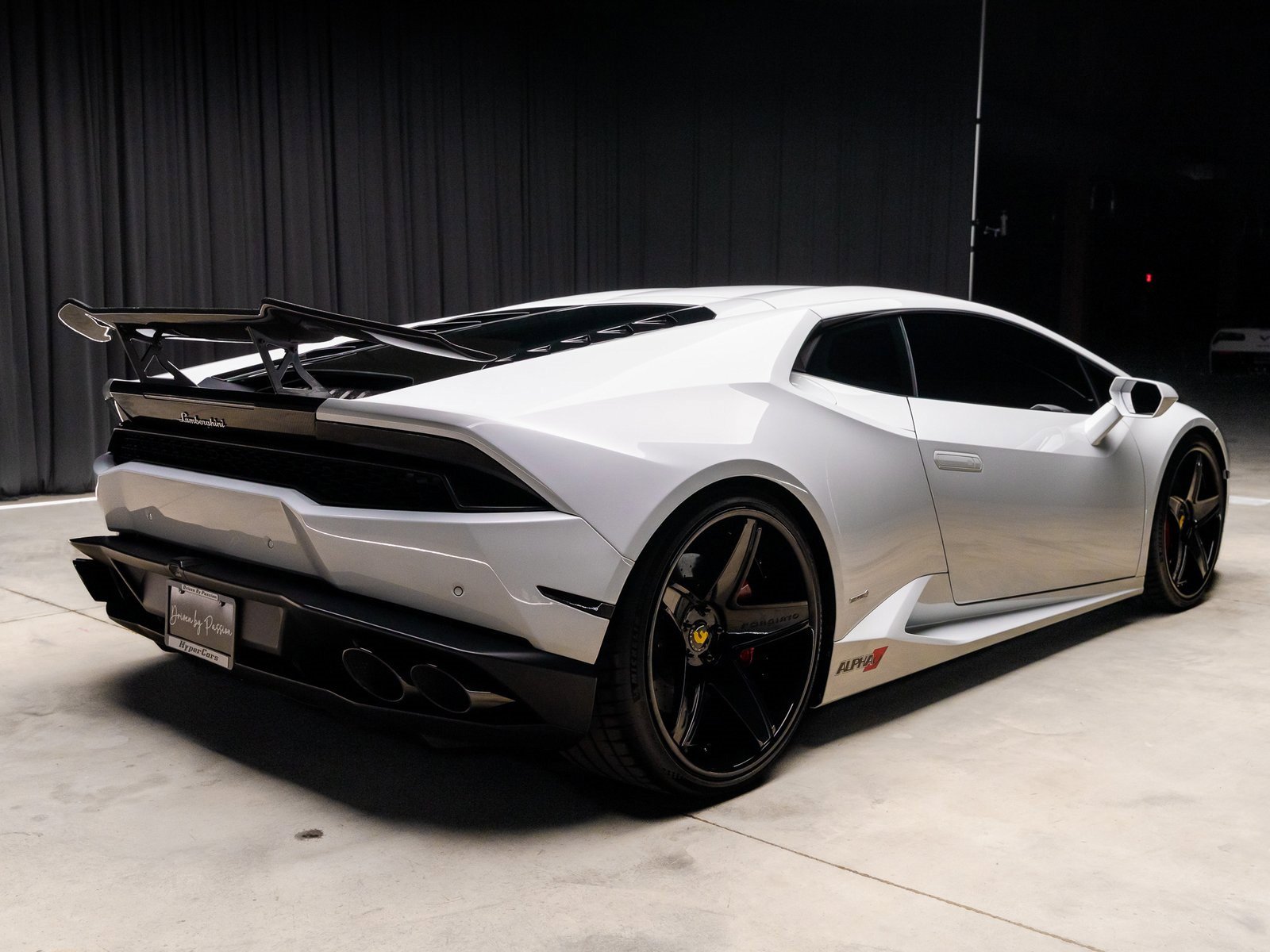 Used 2015 Lamborghini Huracan LP 610-4 image 29