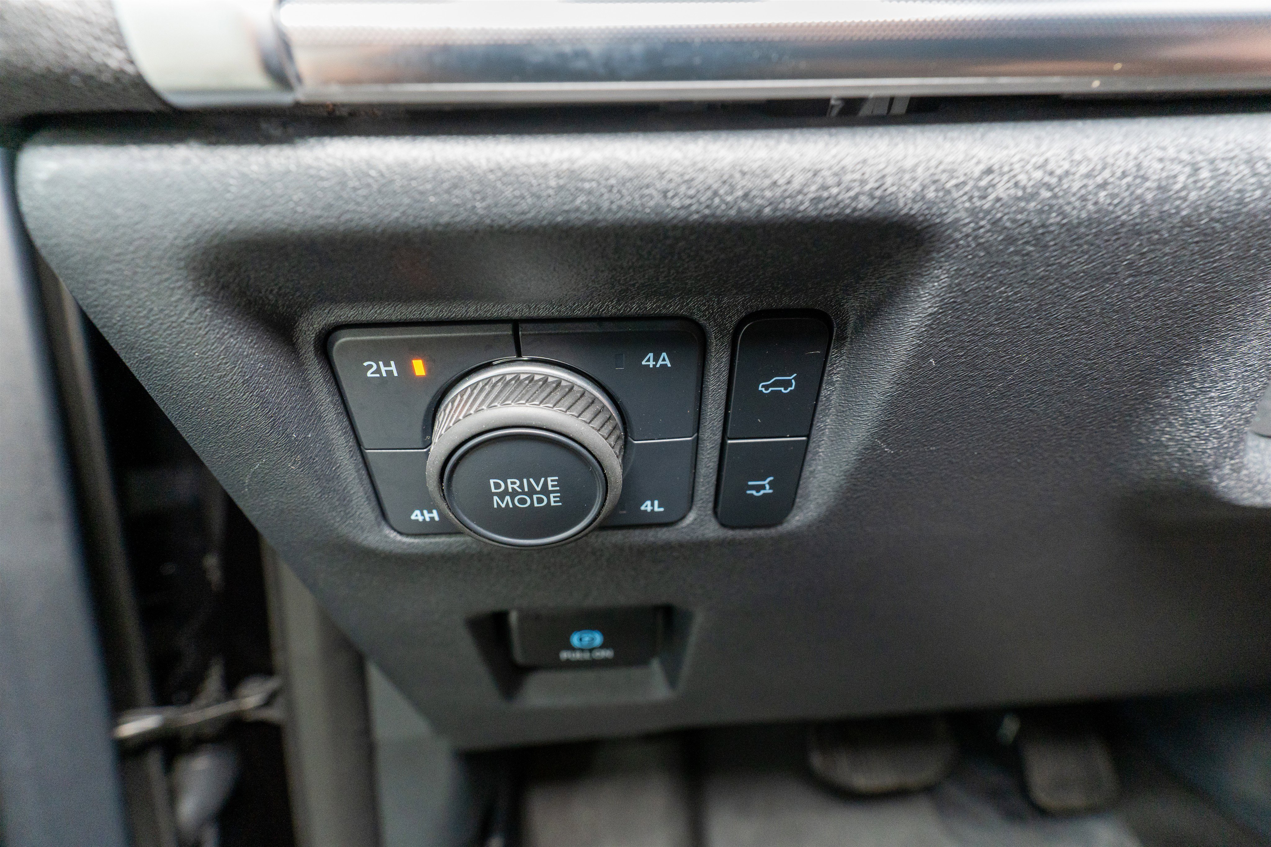 Used 2025 Ford Expedition King Ranch AWD/4WD image 32