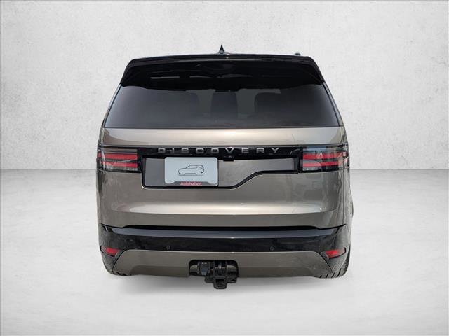 Used 2024 Land Rover Discovery Dynamic SE image 7