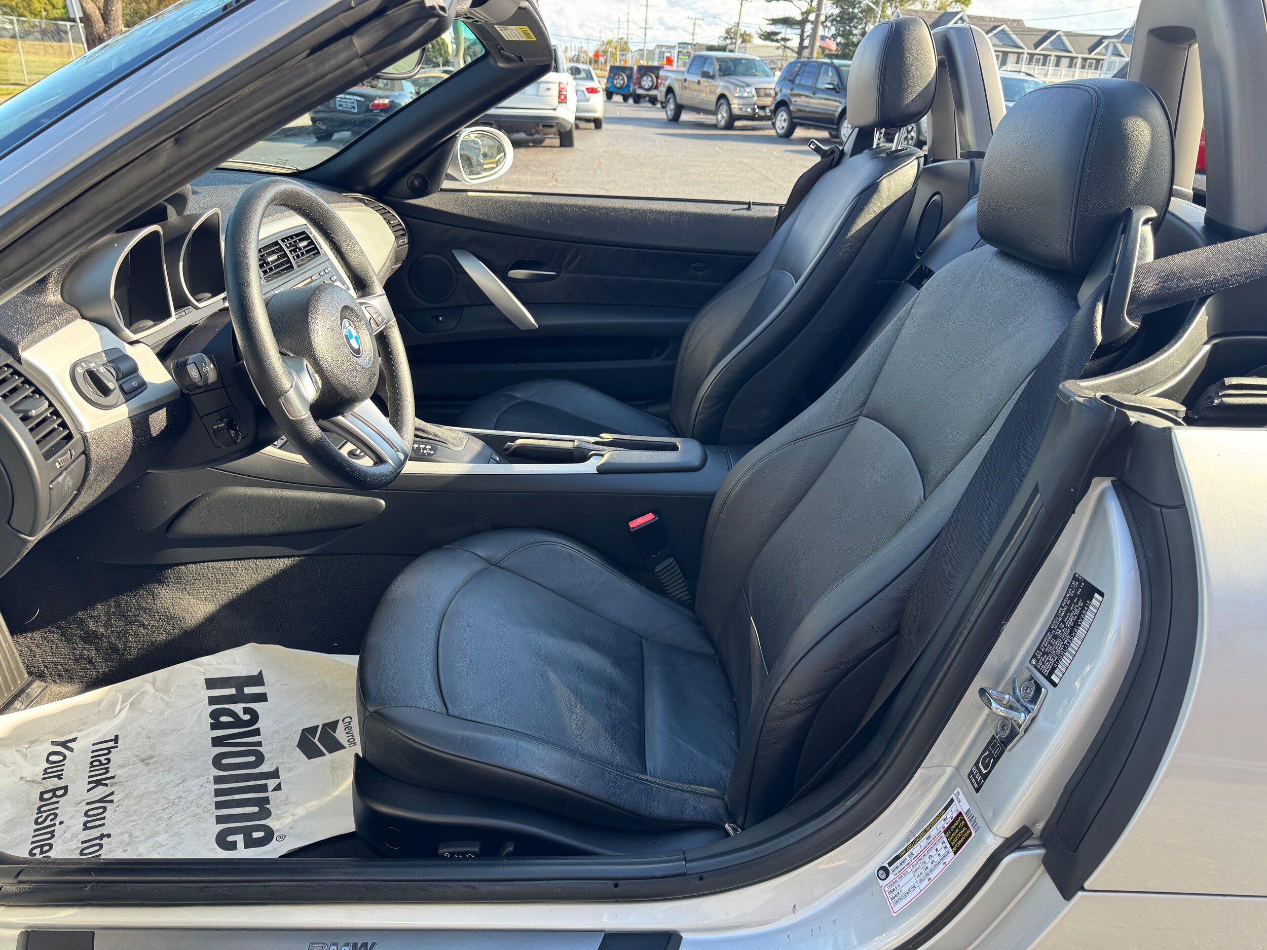 Used 2006 BMW Z4 3.0i RWD image 7