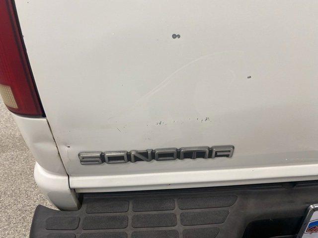 Used 2001 GMC Sonoma SLS image 8