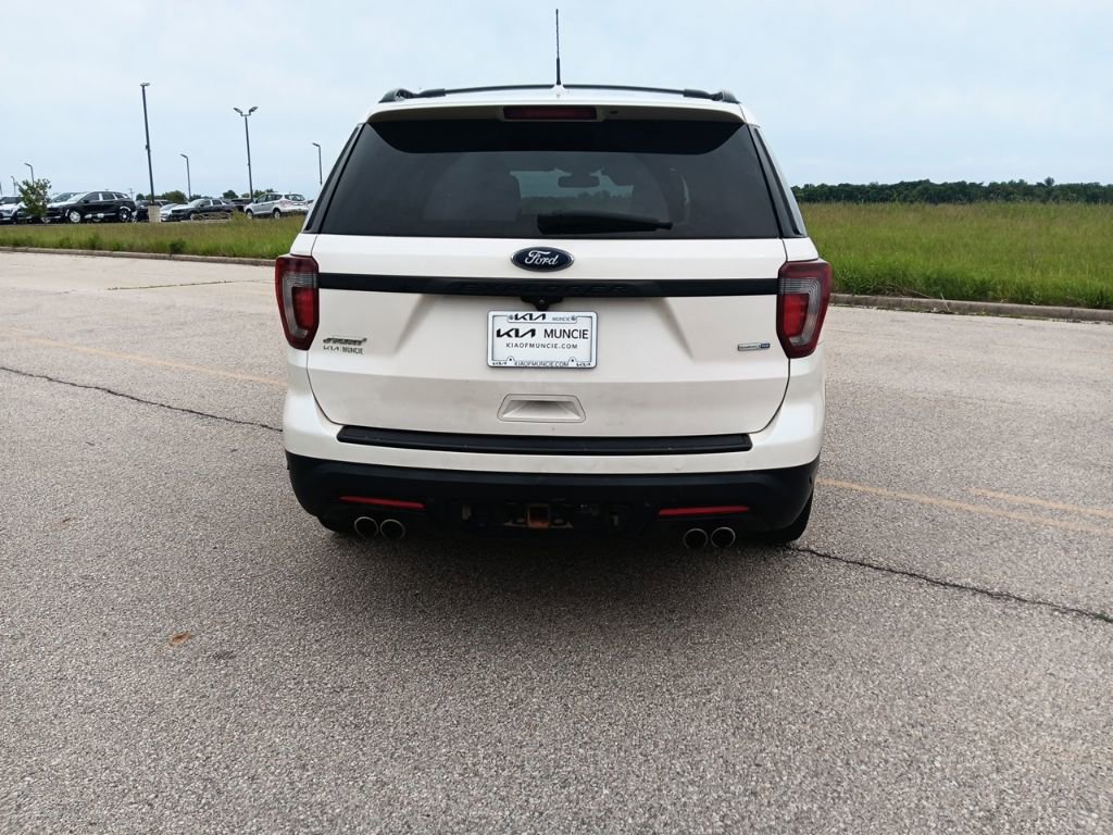 Used 2018 Ford Explorer Sport w/ Equipment Group 401A AWD/4WD image 12
