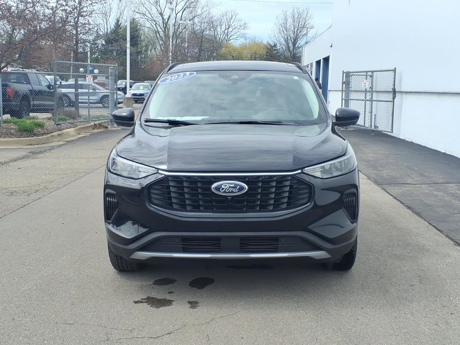 Certified 2023 Ford Escape Active w/ Tech Pack #2 image 2