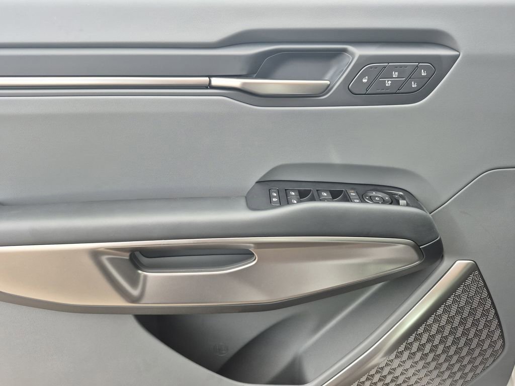 New 2026 Kia EV9 Wind image 6