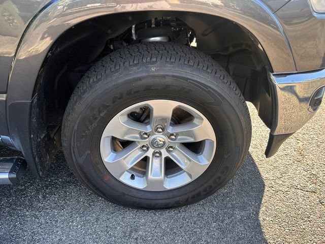 Used 2020 RAM 1500 Laramie AWD/4WD image 12
