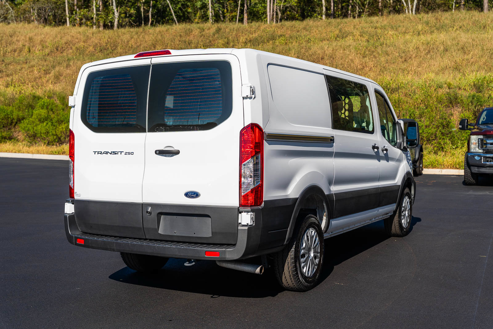 Used 2025 Ford Transit 250 Low Roof w/ Exterior Upgrade Package RWD image 8