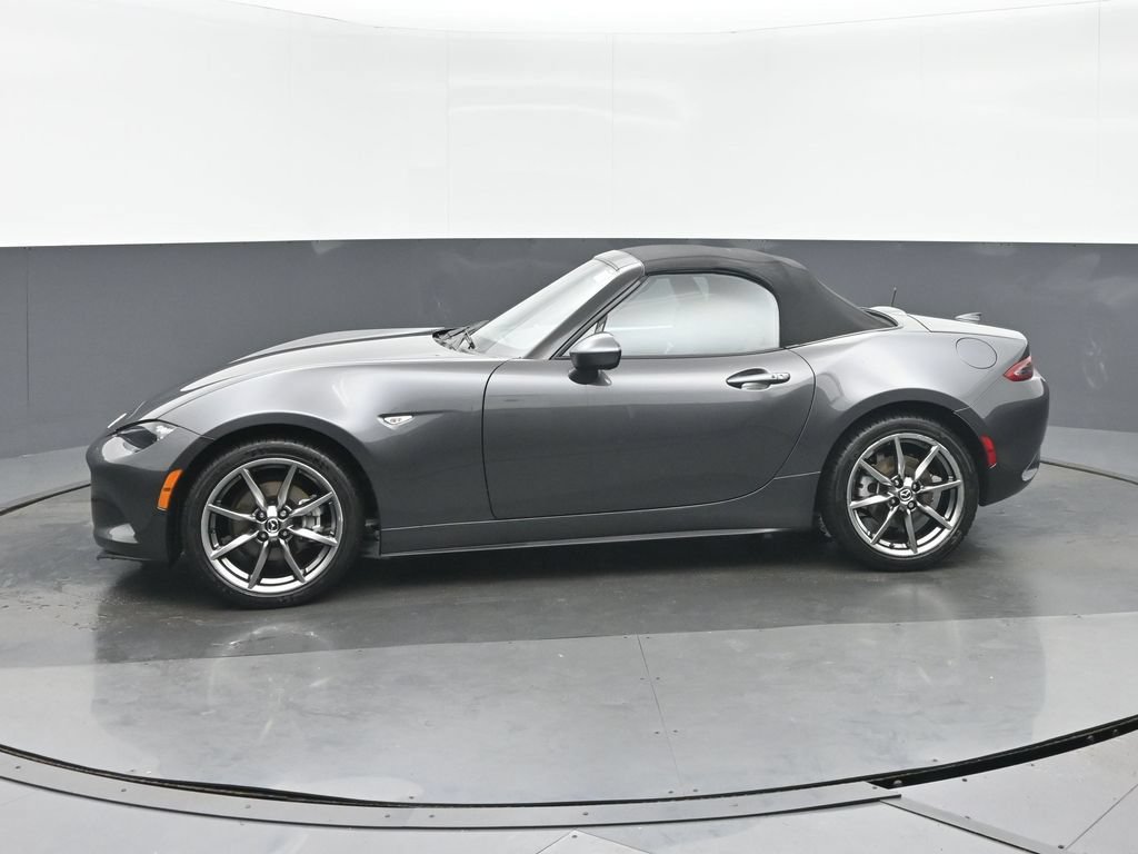 Used 2022 MAZDA MX-5 Miata Grand Touring w/ Weather Package RWD image 6