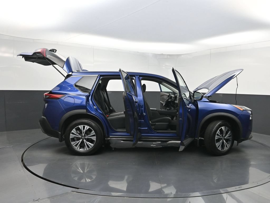 Used 2023 Nissan Rogue SV FWD image 33
