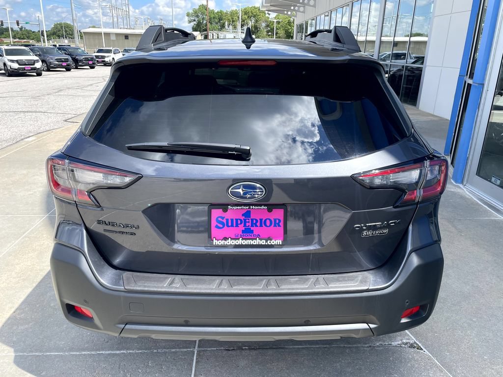 Used 2025 Subaru Outback Onyx Edition w/ Popular Package #2 AWD/4WD image 3