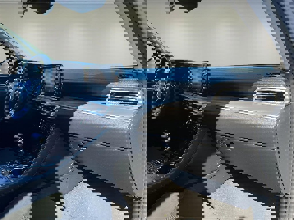 Used 2021 Kia K5 LXS image 27