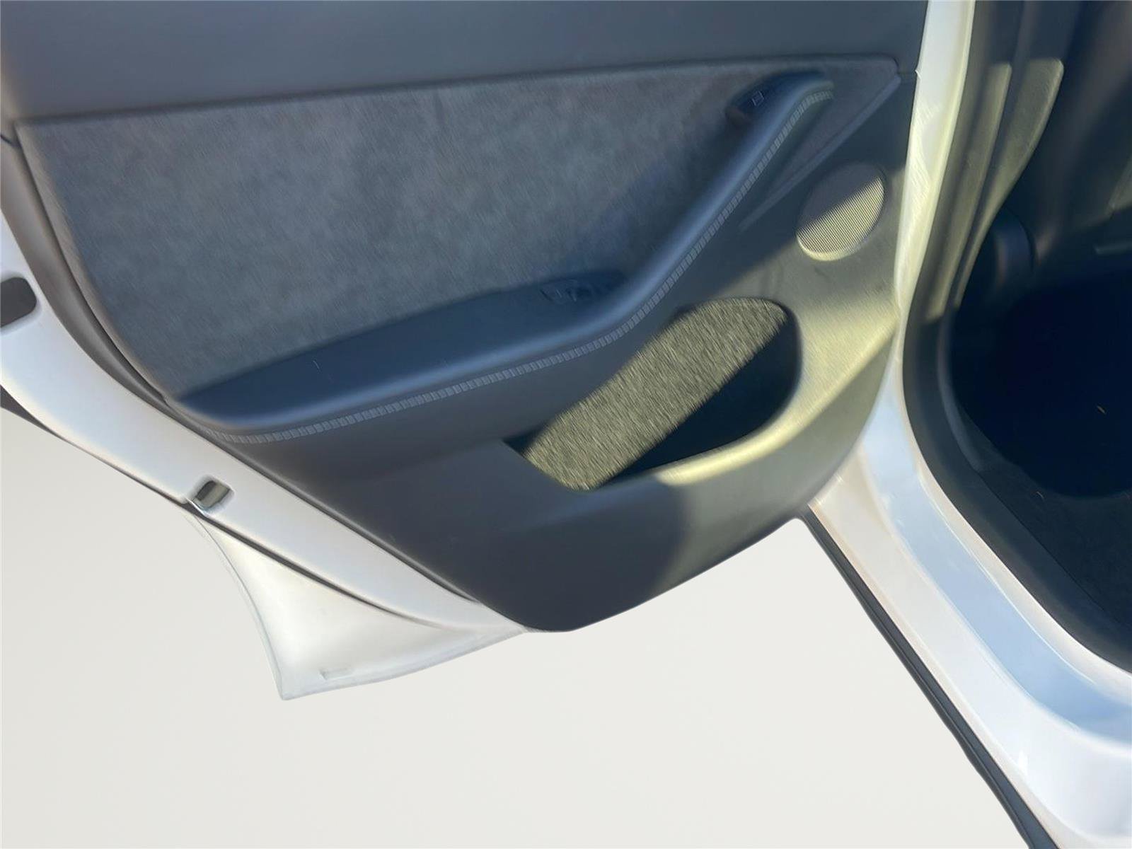 Used 2023 Tesla Model Y Performance AWD/4WD image 8