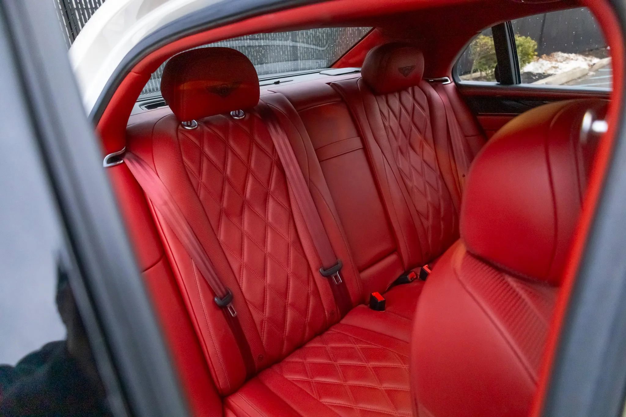 Used 2015 Bentley Flying Spur V8 image 61