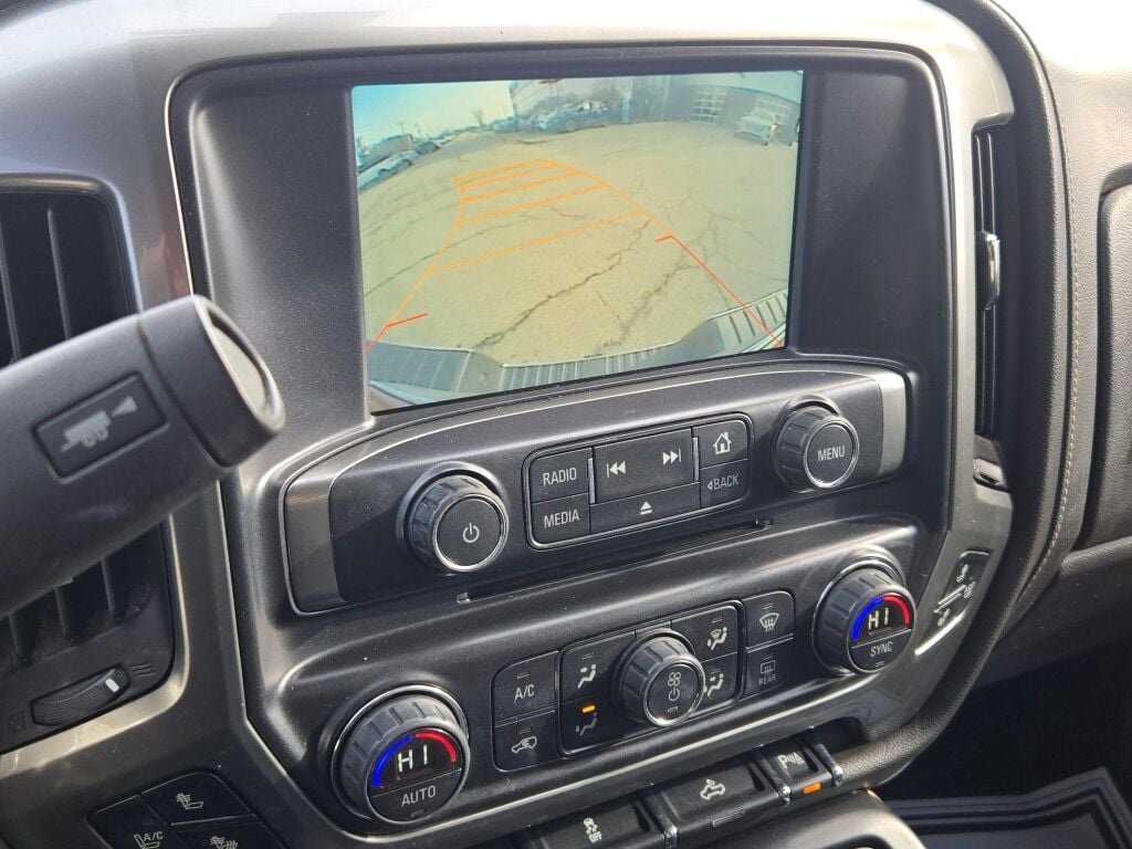 Used 2015 Chevrolet Silverado 1500 LTZ image 27