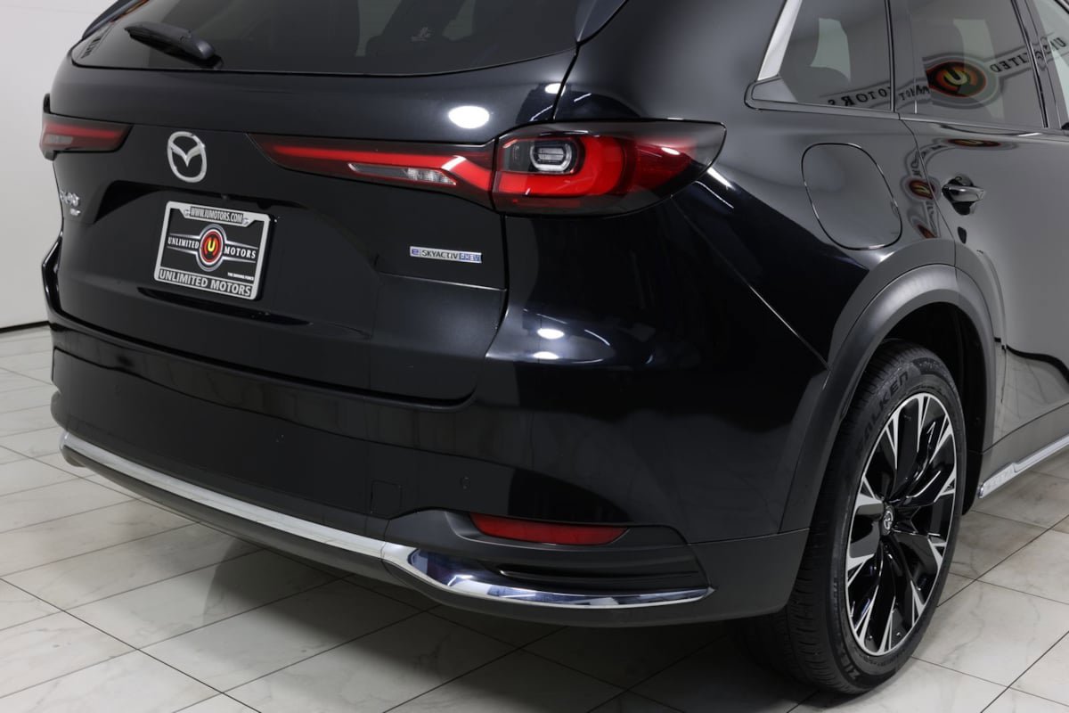 Used 2024 MAZDA CX-90 Plug-In Hybrid w/ Premium Pkg image 45