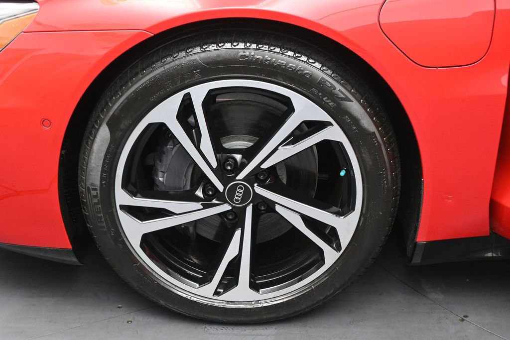Used 2022 Audi e-tron GT Prestige w/ Prestige Package AWD/4WD image 38