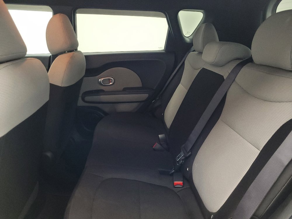 Used 2019 Kia Soul FWD image 18