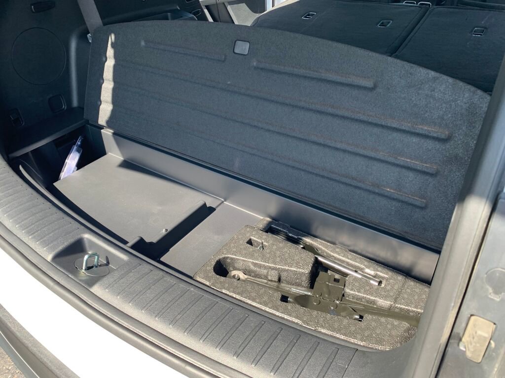 Used 2025 Kia Sorento S image 28