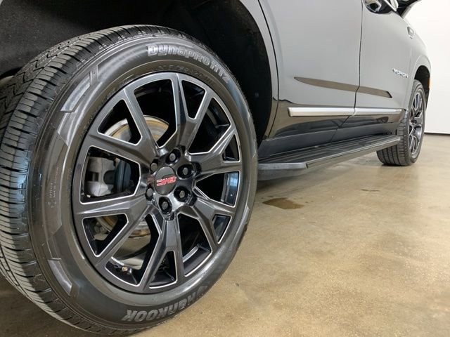 Used 2021 GMC Yukon SLT w/ SLT Luxury Plus Package image 9