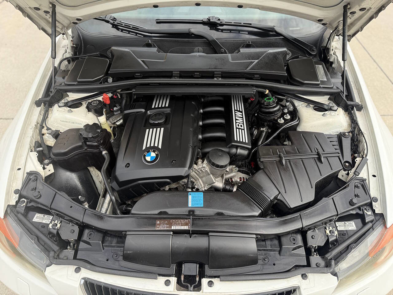 Used 2008 BMW 328i Sedan image 22