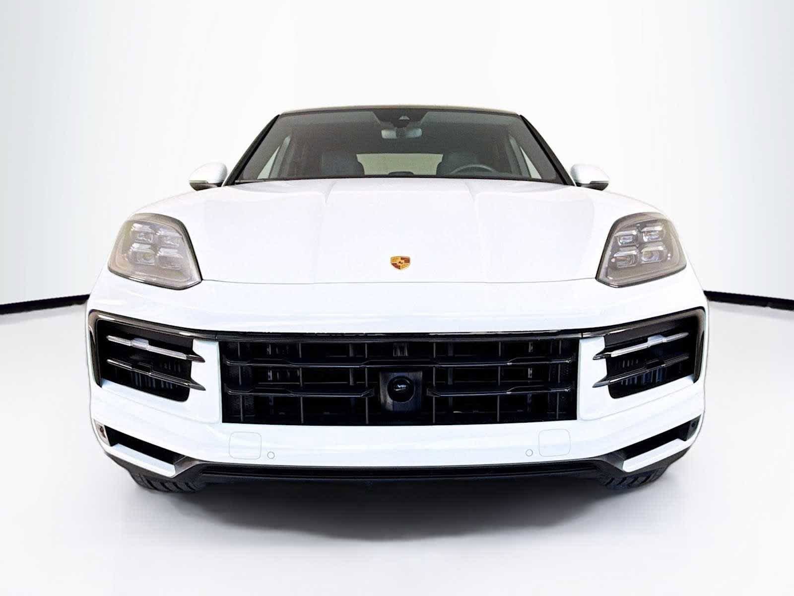 Certified 2024 Porsche Cayenne S image 6