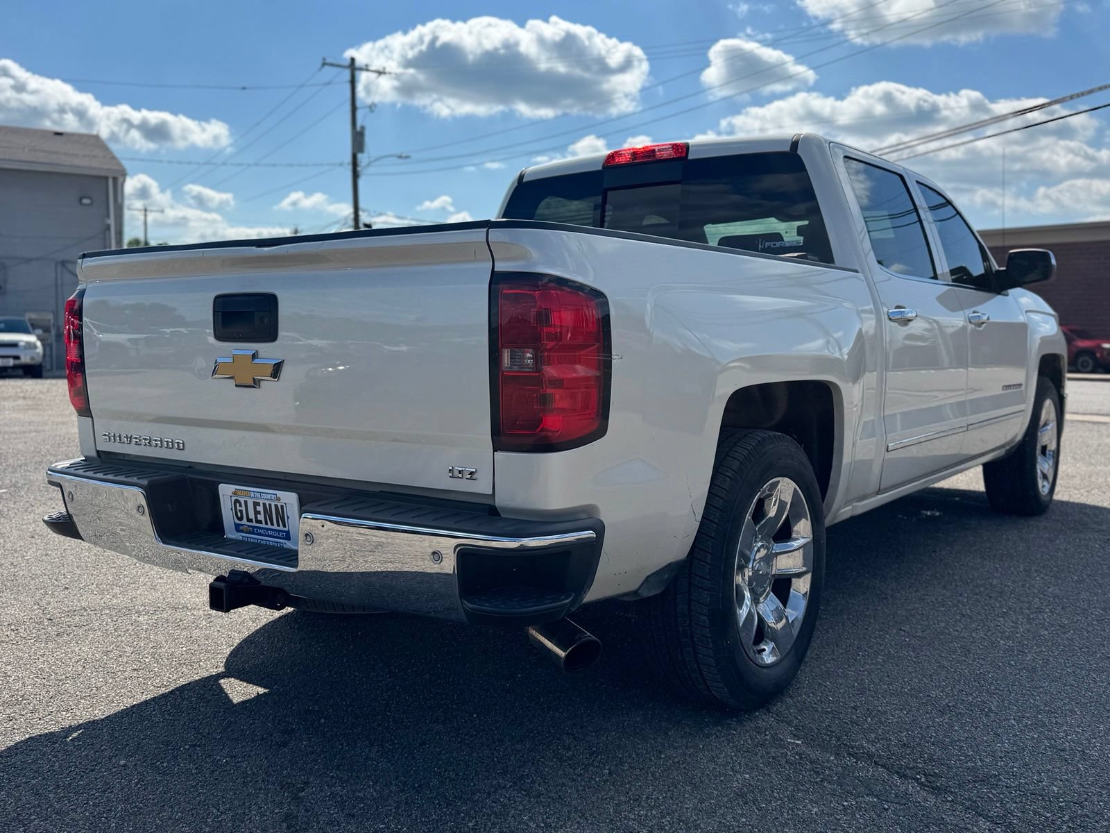 Used 2015 Chevrolet Silverado 1500 LTZ w/ LTZ Plus Package AWD/4WD image 6
