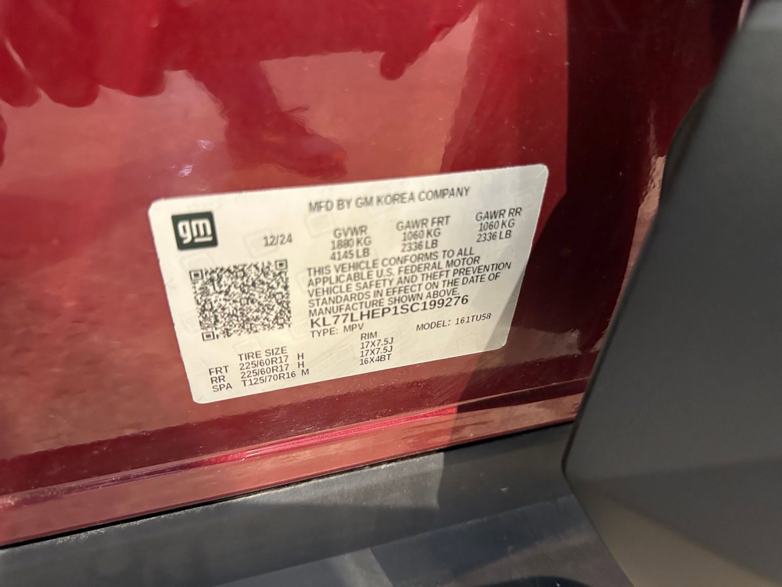 Used 2025 Chevrolet Trax LT FWD image 28