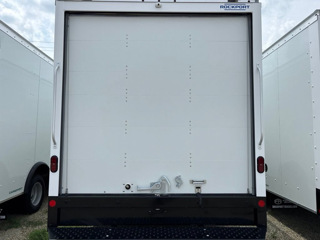 New 2026 Chevrolet Express 4500 w/ Power Convenience Package RWD image 3