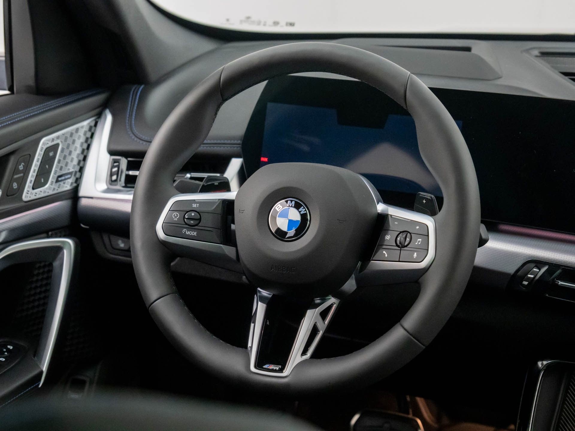 Certified 2025 BMW X1 xDrive28i w/ Technology Package image 11