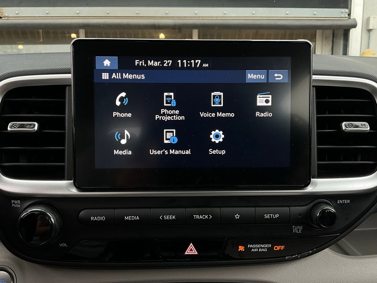 Used 2025 Hyundai Venue SEL image 30