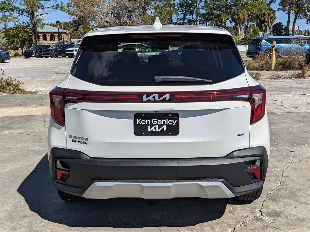 Certified 2025 Kia Seltos LX image 7