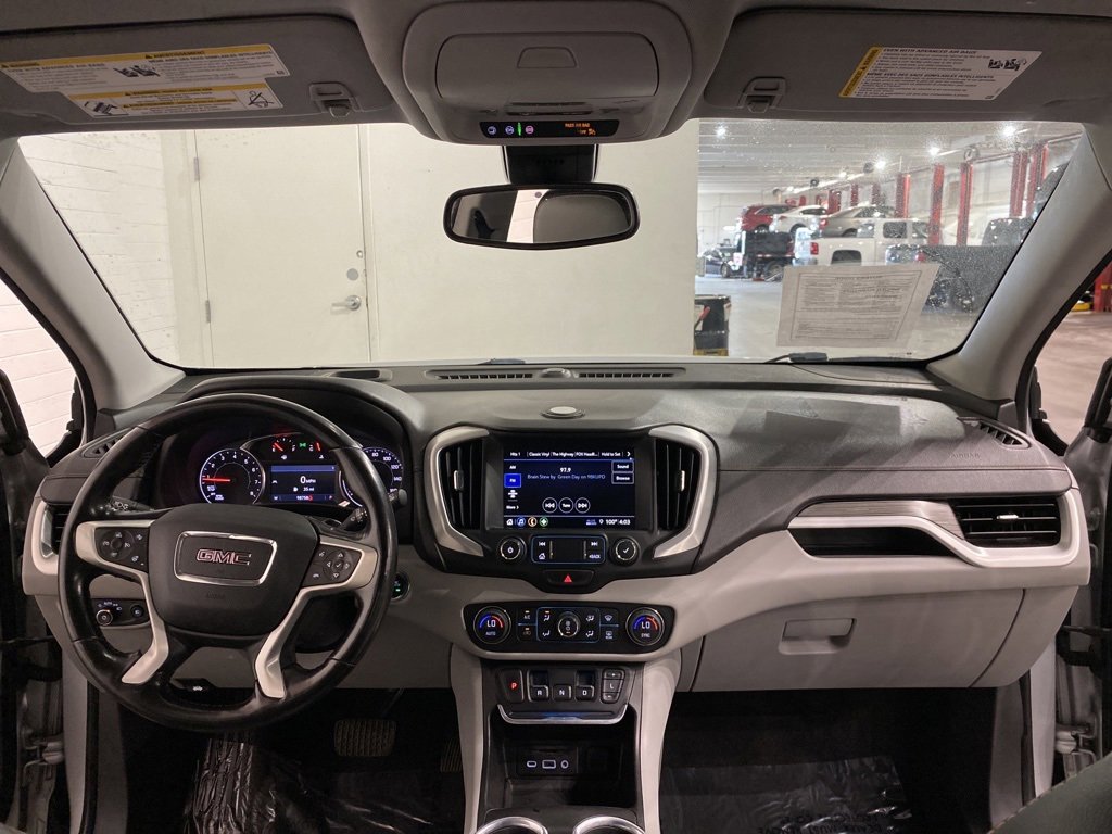 Used 2020 GMC Terrain SLT w/ Preferred Package image 11