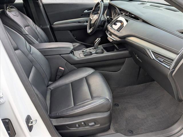 Used 2021 Cadillac XT4 Premium Luxury w/ Driver Awareness Package image 21