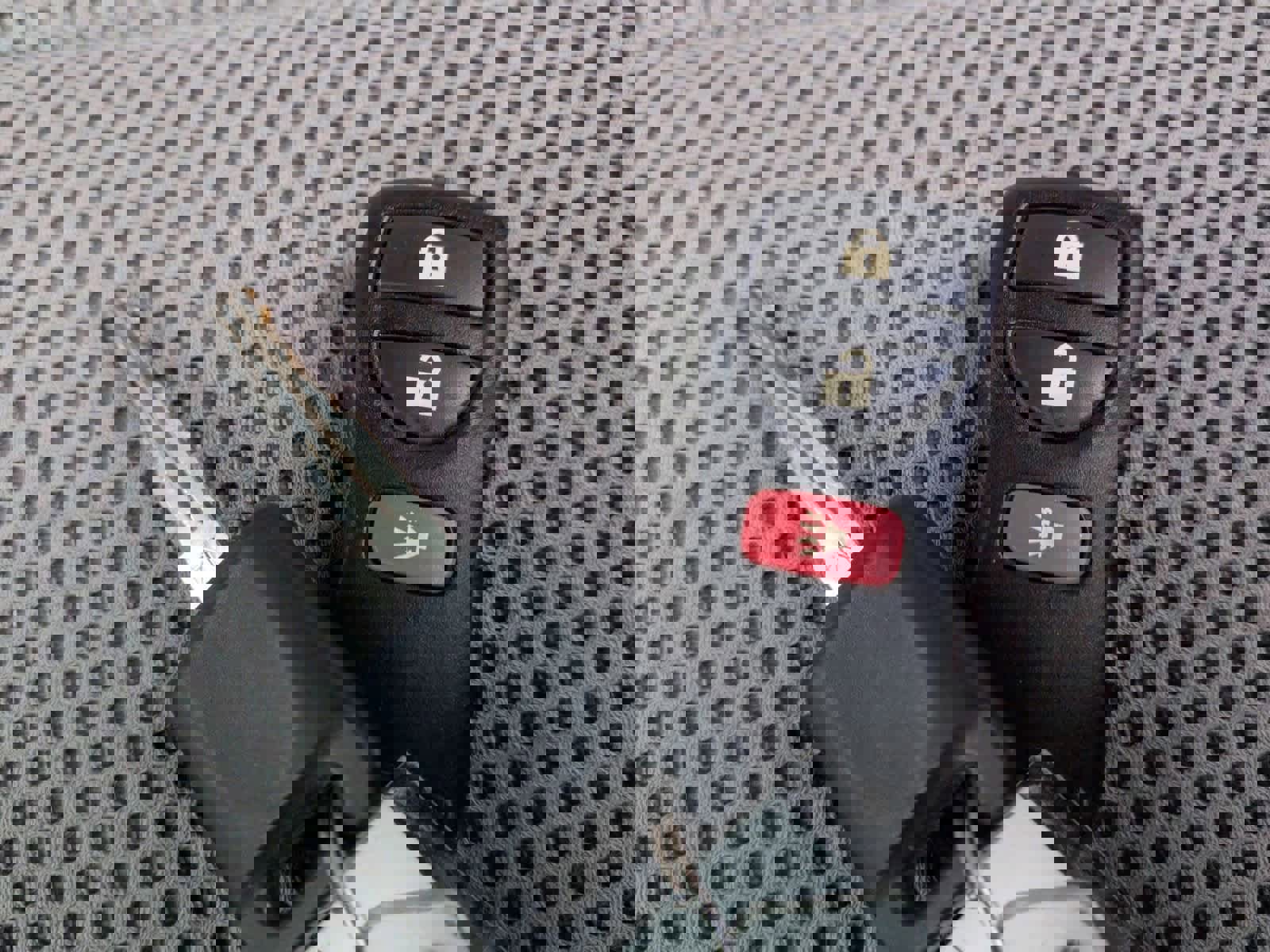 Used 2018 Nissan Frontier SV image 36