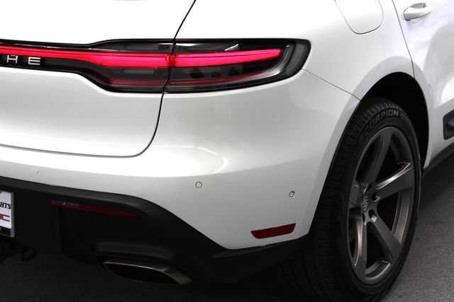 Used 2023 Porsche Macan Turbo AWD/4WD image 11