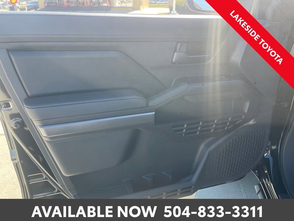 Certified 2025 Toyota Tacoma SR5 image 27