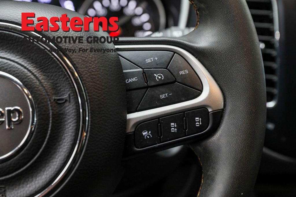 Used 2021 Jeep Compass Latitude w/ Driver Assistance Group image 16