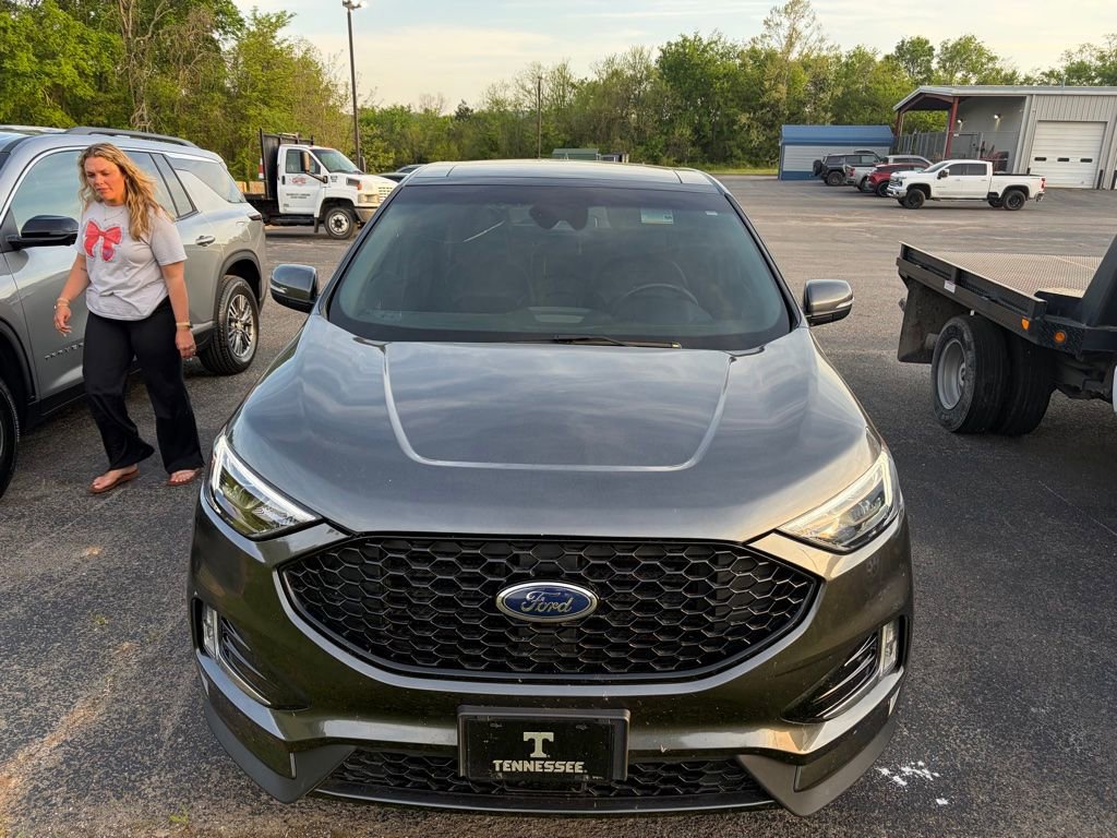Used 2020 Ford Edge ST-Line FWD image 1
