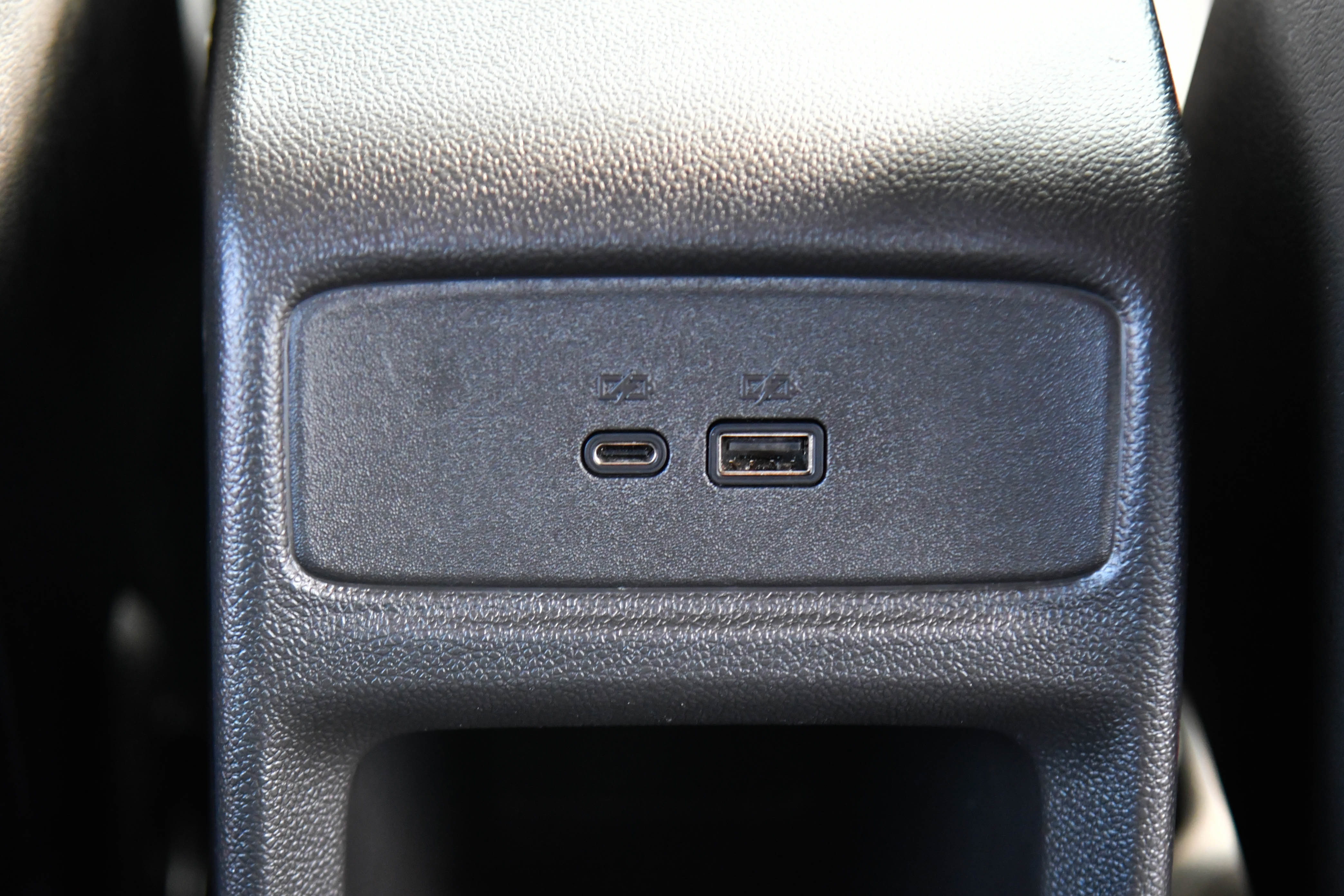 Used 2025 Chevrolet Trax ACTIV w/ Driver Confidence Package image 36