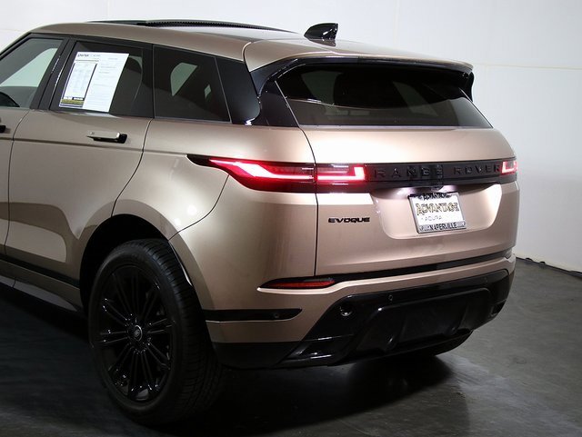 Used 2024 Land Rover Range Rover Evoque Dynamic SE image 11