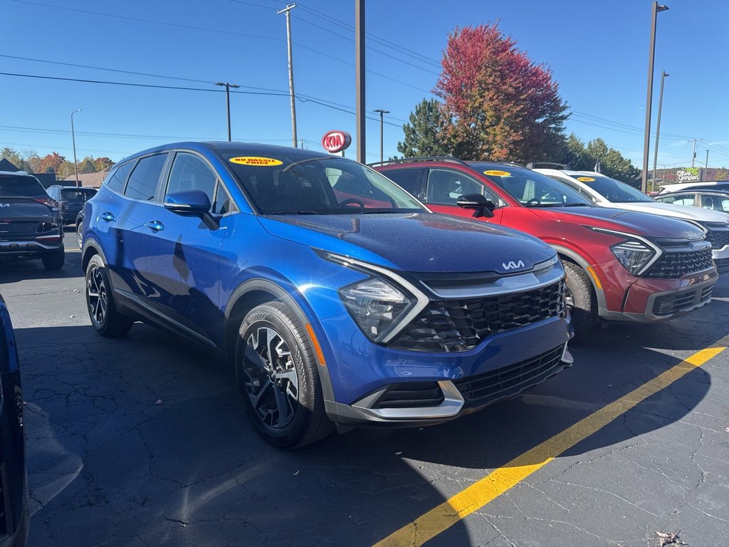 Used 2023 Kia Sportage EX image 15