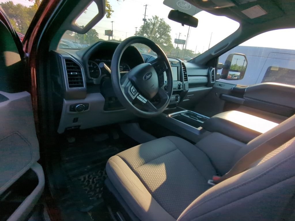 Used 2019 Ford F250 XLT w/ XLT Value Package AWD/4WD image 8