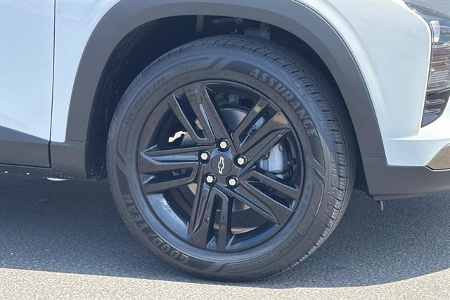 New 2026 Chevrolet Trax ACTIV w/ Driver Confidence Package FWD image 32