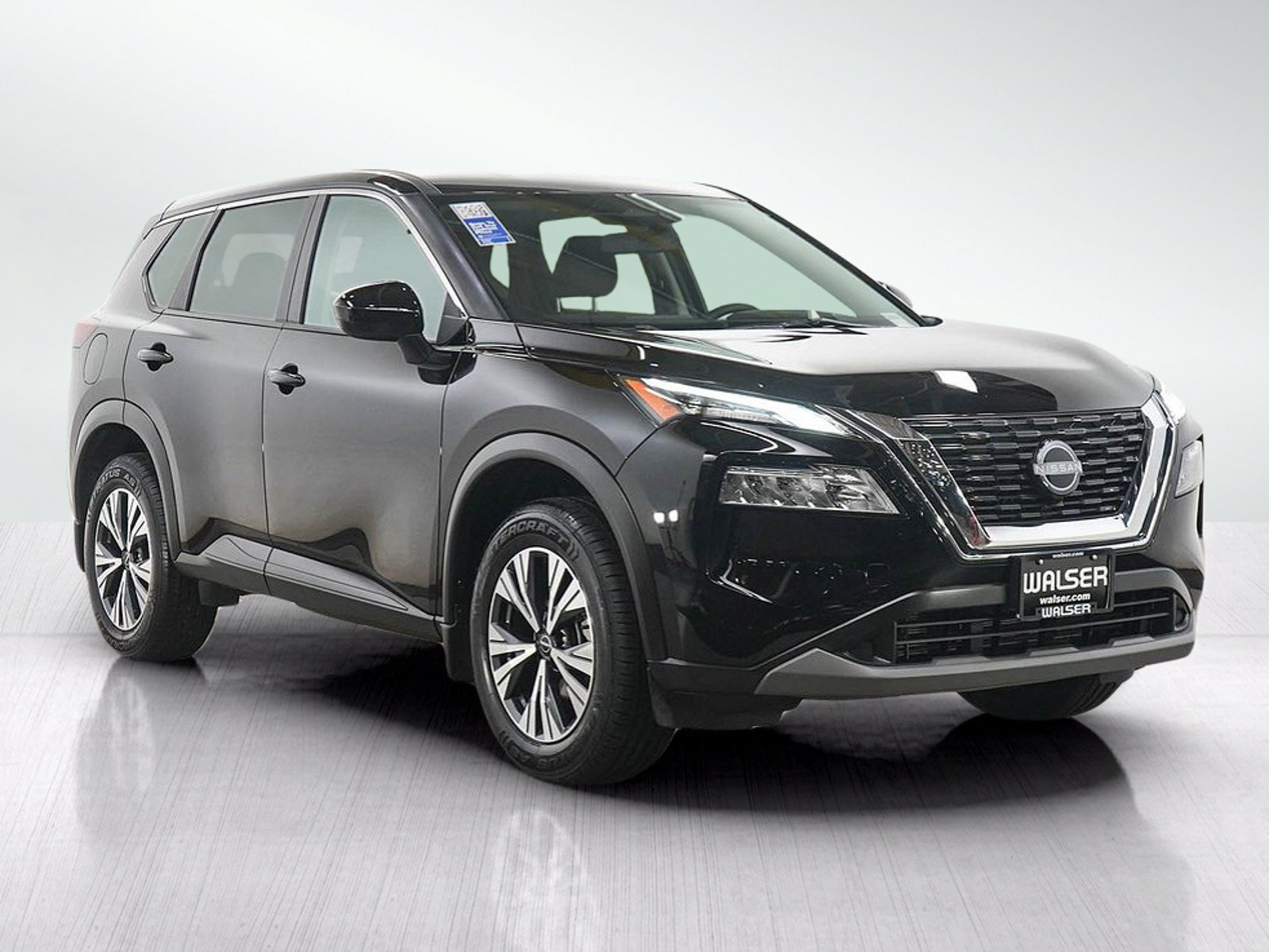 Used 2023 Nissan Rogue SV AWD/4WD image 7