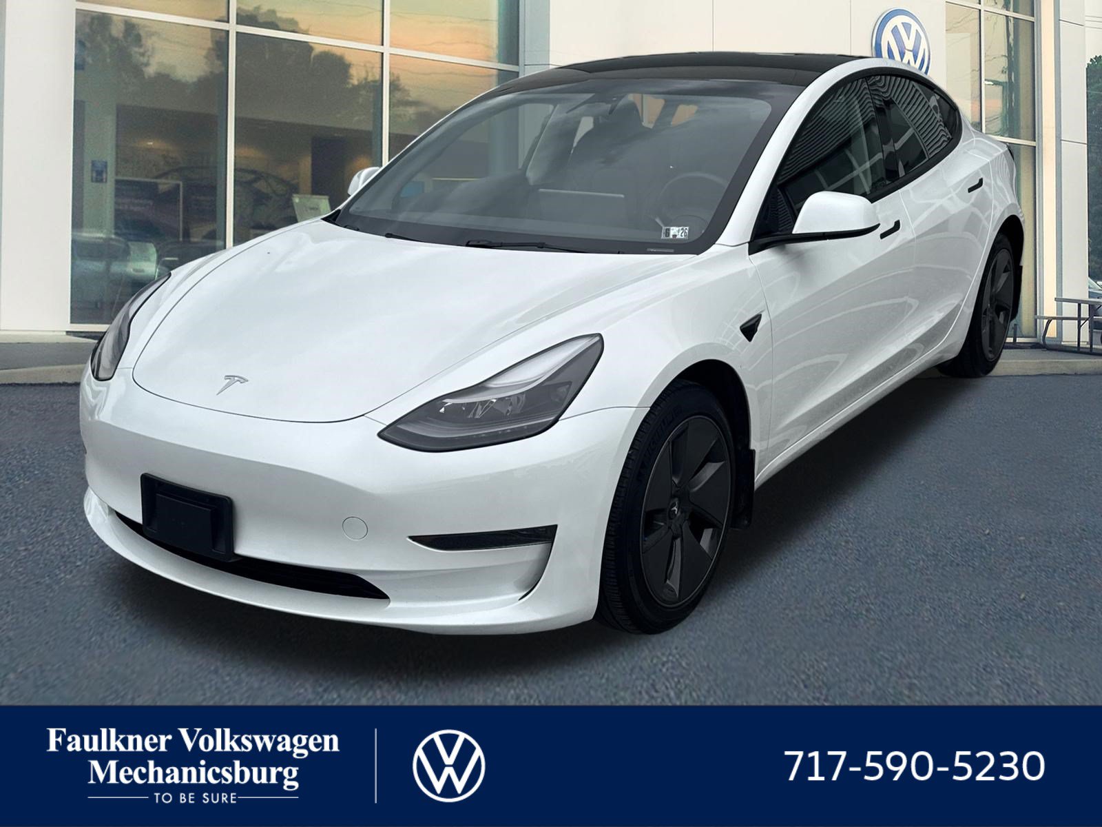 Used 2023 Tesla Model 3 Standard Range RWD image 1